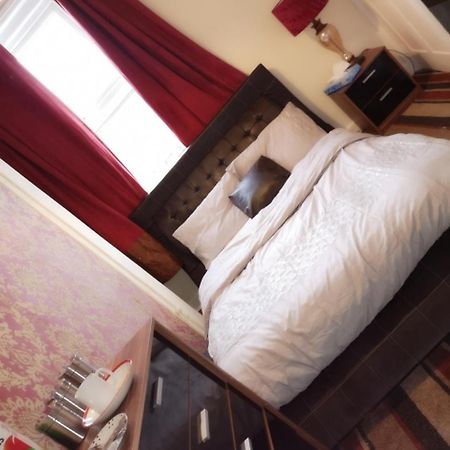 Red Carpet Guesthouse Reading Buitenkant foto
