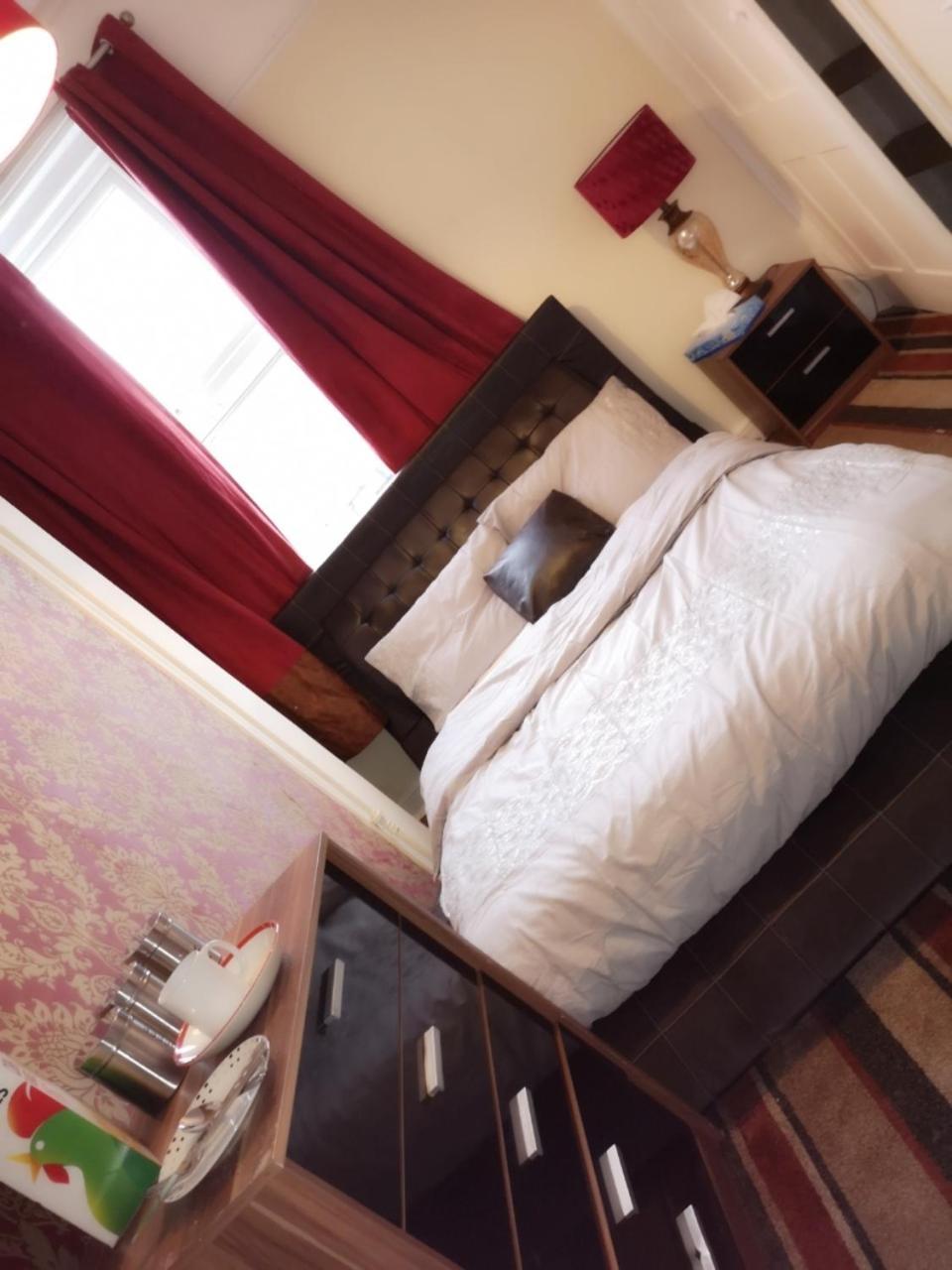 Red Carpet Guesthouse Reading Buitenkant foto